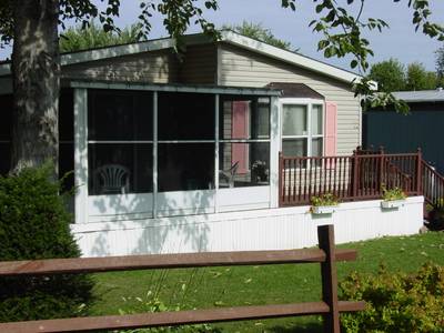 Granma and Granpa 2003 At the River 021